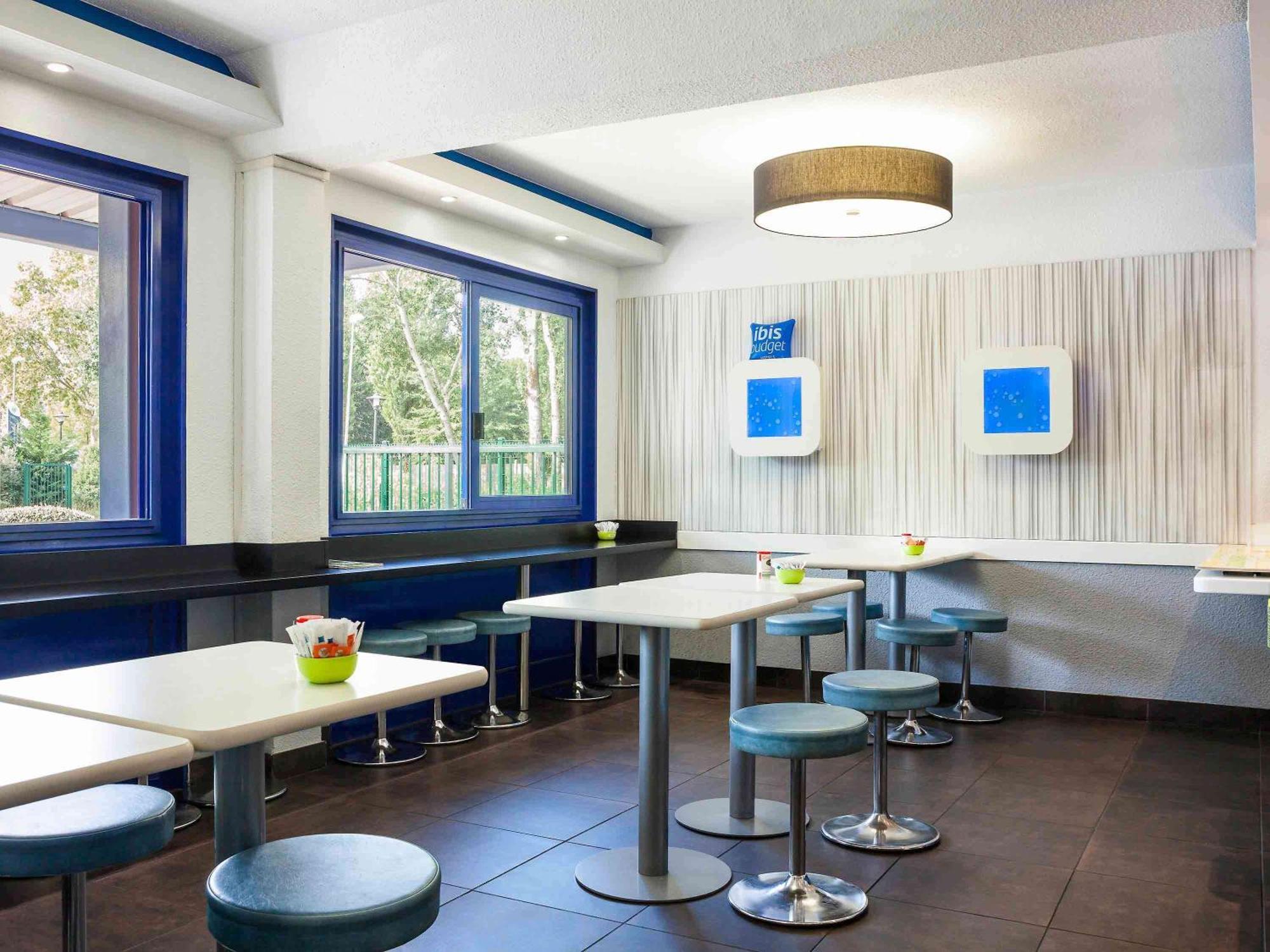 Ibis Budget Sucy En Brie Kültér fotó