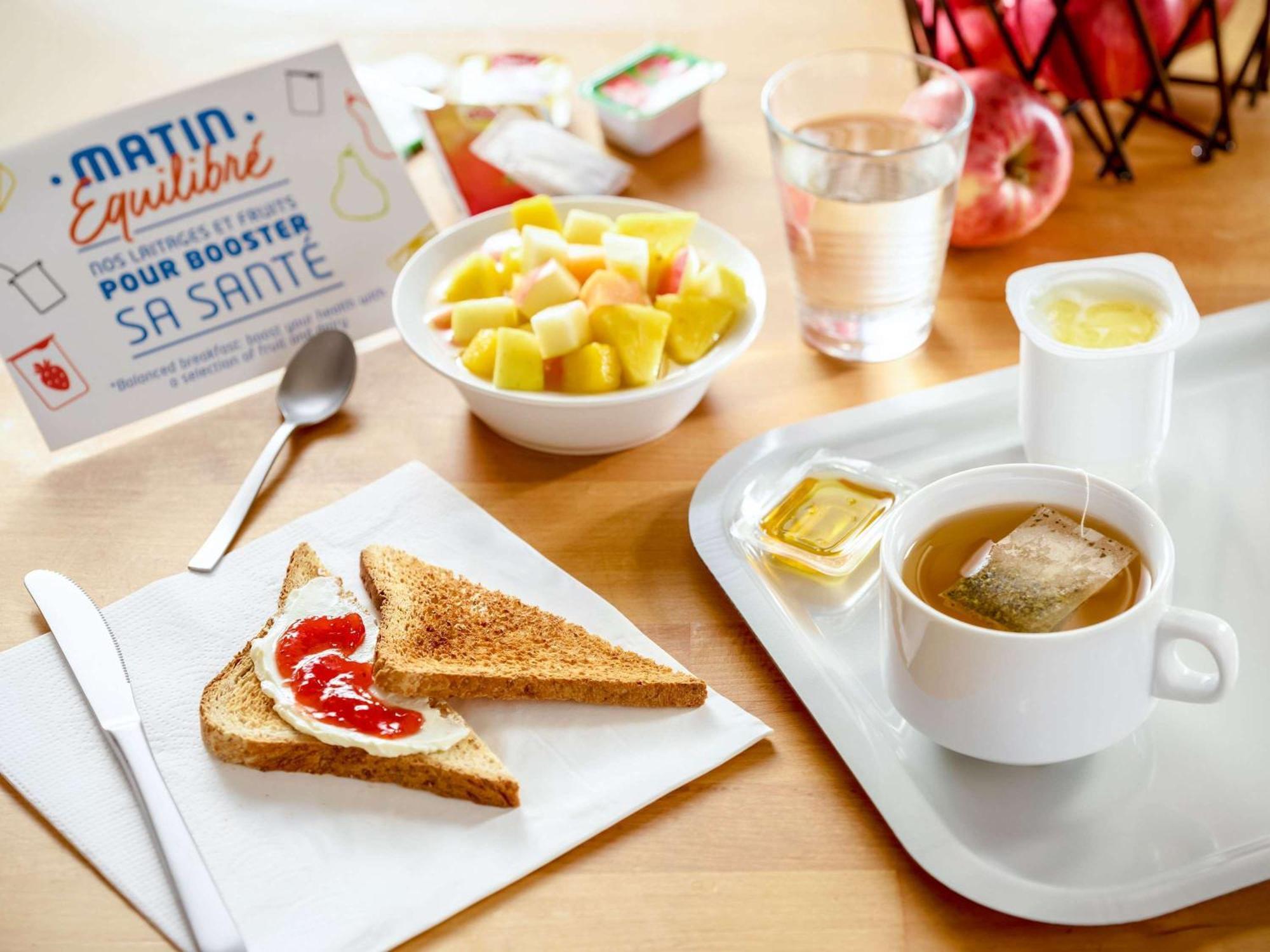 Ibis Budget Sucy En Brie Kültér fotó